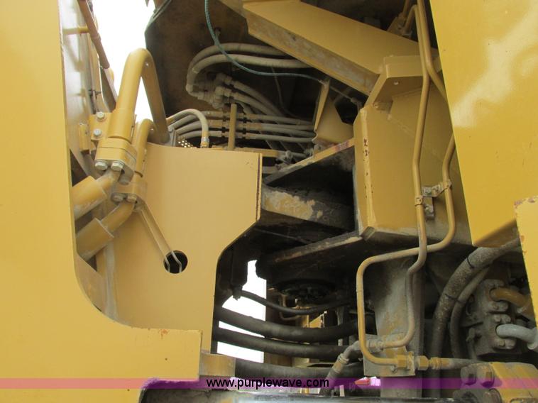 image for item K2087 1994 Caterpillar 990 wheel loader