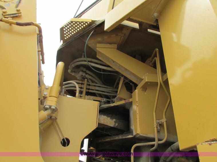 image for item K2087 1994 Caterpillar 990 wheel loader