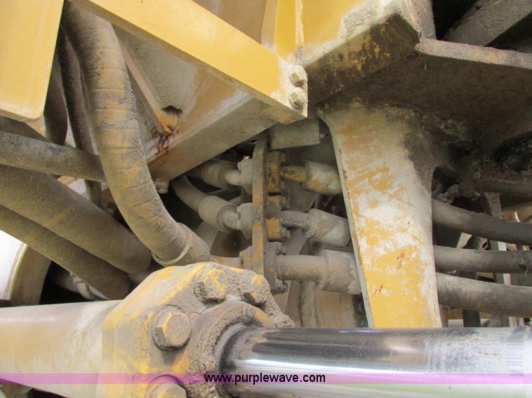 image for item K2087 1994 Caterpillar 990 wheel loader