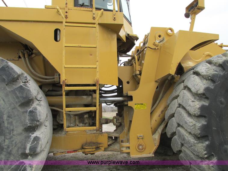 image for item K2087 1994 Caterpillar 990 wheel loader