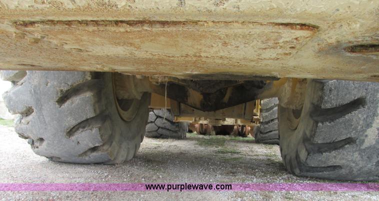 image for item K2087 1994 Caterpillar 990 wheel loader