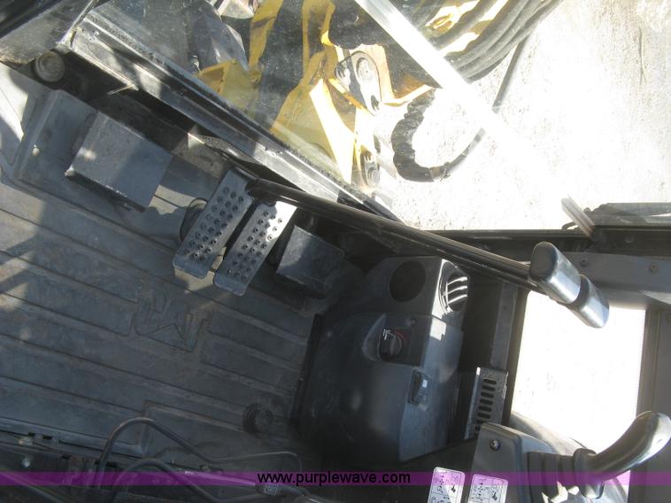 image for item K2971 2000 Caterpillar 303.5 compact excavator