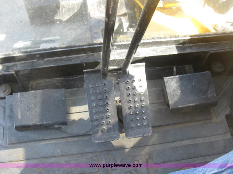 image for item K2971 2000 Caterpillar 303.5 compact excavator