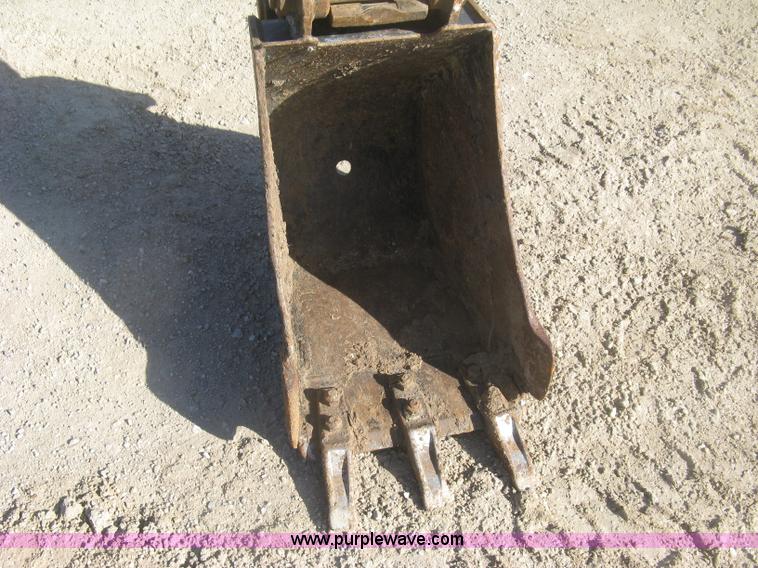 image for item K2971 2000 Caterpillar 303.5 compact excavator