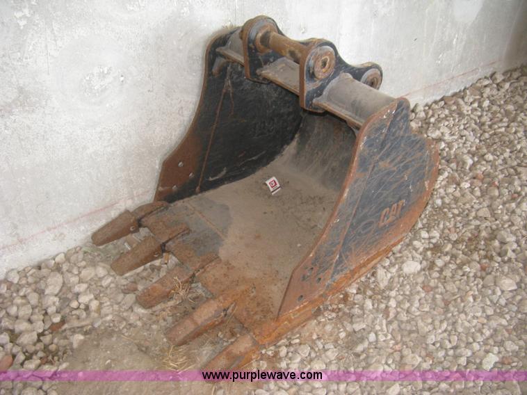 image for item K2971 2000 Caterpillar 303.5 compact excavator