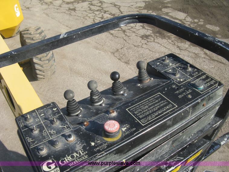 image for item K2973 Grove G boom lift