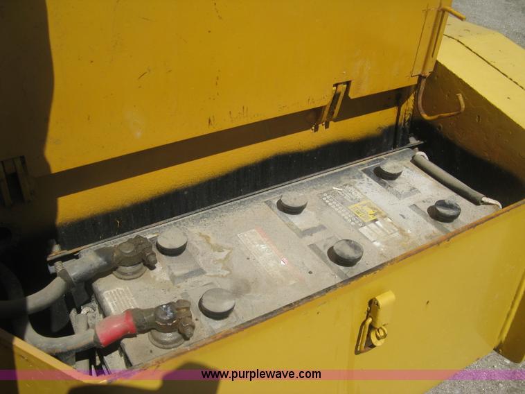 image for item K2976 Fiat-Allis 645B wheel loader