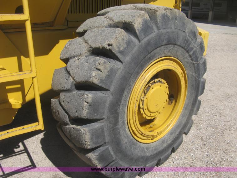 image for item K2976 Fiat-Allis 645B wheel loader