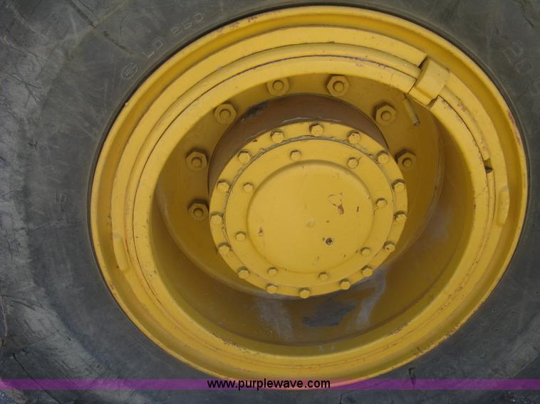 image for item K2976 Fiat-Allis 645B wheel loader