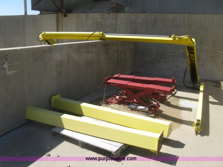 image for item K2997 Automotive lift