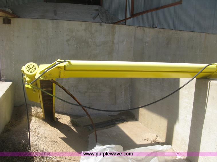 image for item K2997 Automotive lift