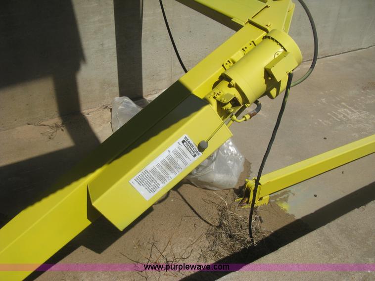 image for item K2997 Automotive lift