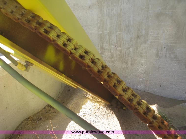 image for item K2997 Automotive lift