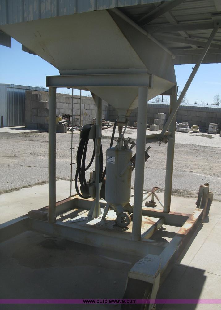 image for item K2998 Sandstorm sandblast hopper and pot