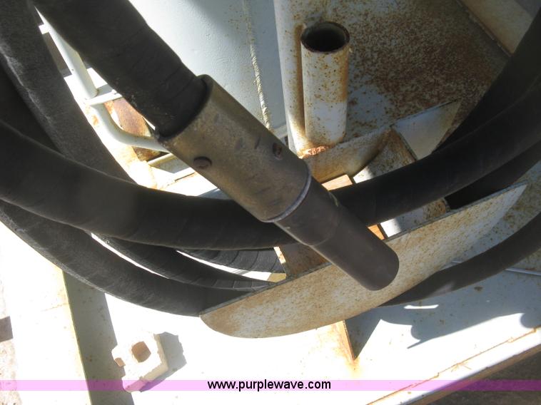 image for item K2998 Sandstorm sandblast hopper and pot