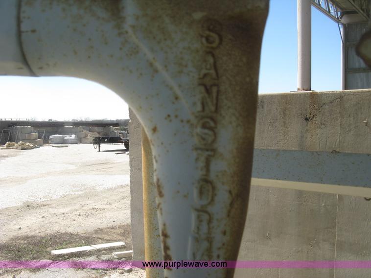 image for item K2998 Sandstorm sandblast hopper and pot