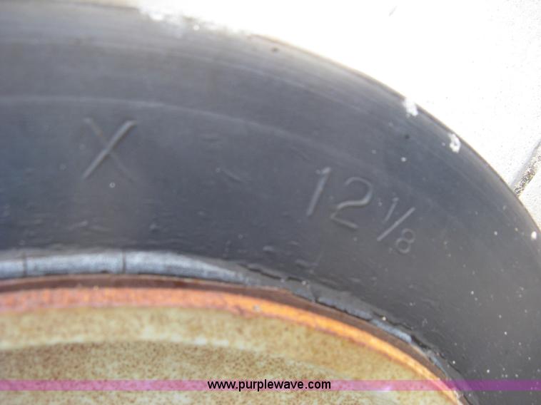 image for item K2998 Sandstorm sandblast hopper and pot