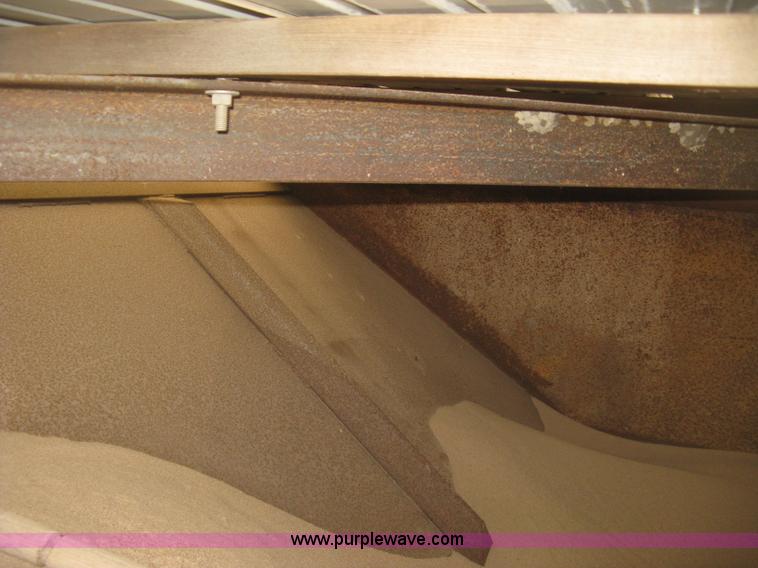 image for item K2998 Sandstorm sandblast hopper and pot