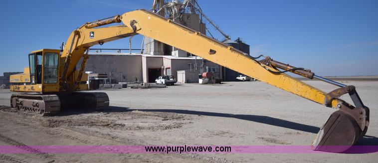 image for item K3206 John Deere 890A excavator