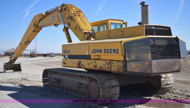 image for item K3206 John Deere 890A excavator