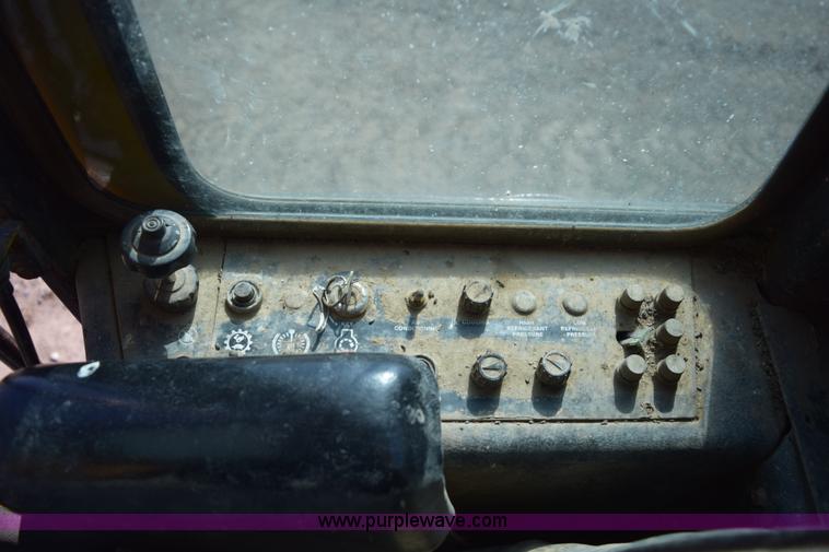 image for item K3206 John Deere 890A excavator