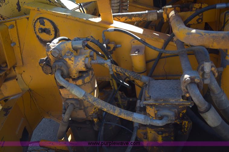 image for item K3206 John Deere 890A excavator