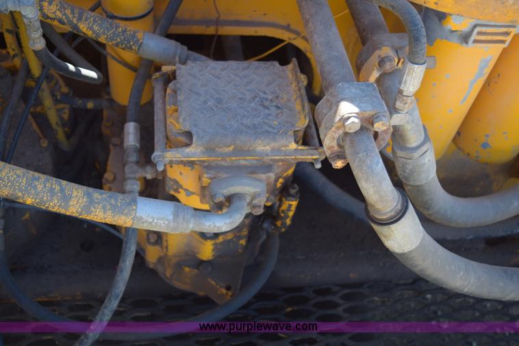 image for item K3206 John Deere 890A excavator