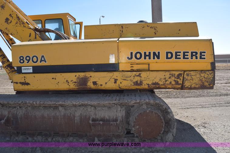 image for item K3206 John Deere 890A excavator
