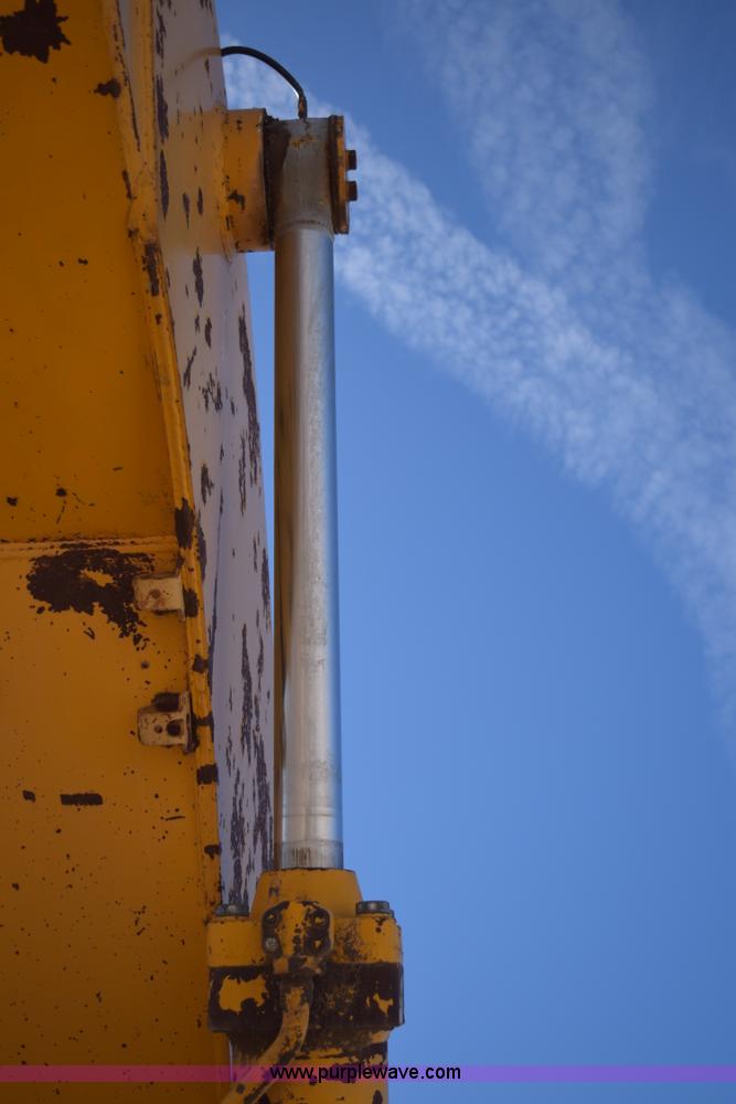 image for item K3206 John Deere 890A excavator