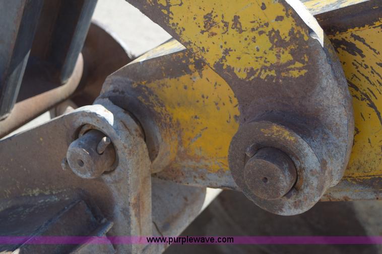 image for item K3206 John Deere 890A excavator