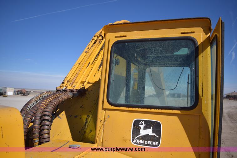 image for item K3206 John Deere 890A excavator