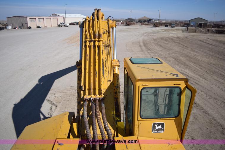 image for item K3206 John Deere 890A excavator