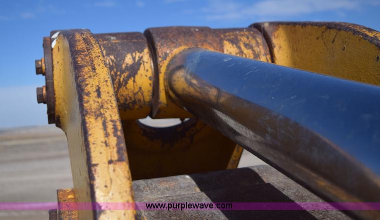 image for item K3206 John Deere 890A excavator