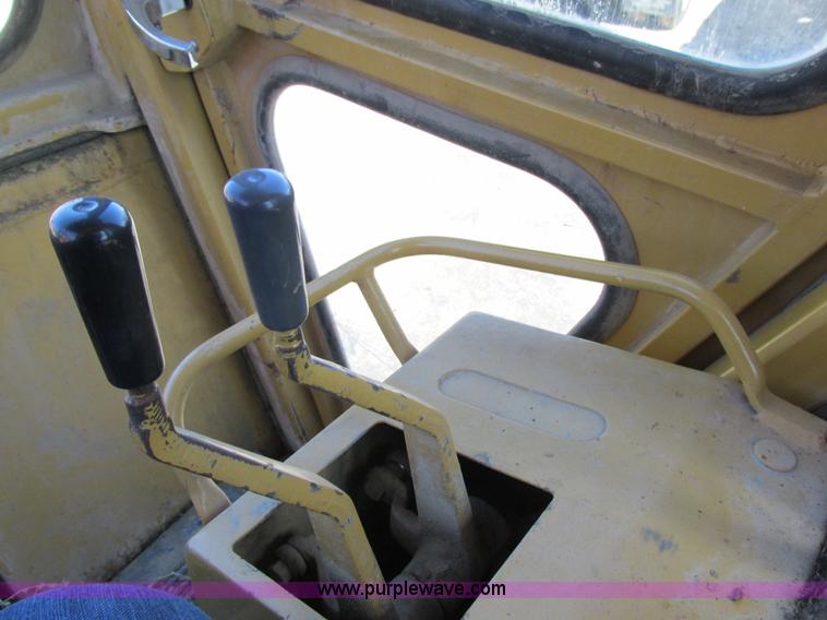 image for item K5000 1992 Caterpillar 963A track loader