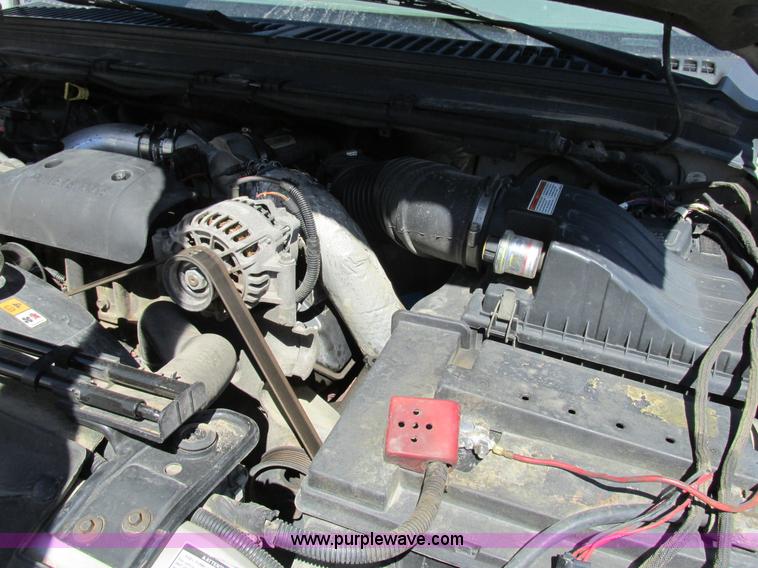 image for item K5002 2001 Ford F350 Super Duty XLT SuperCab pickup truck