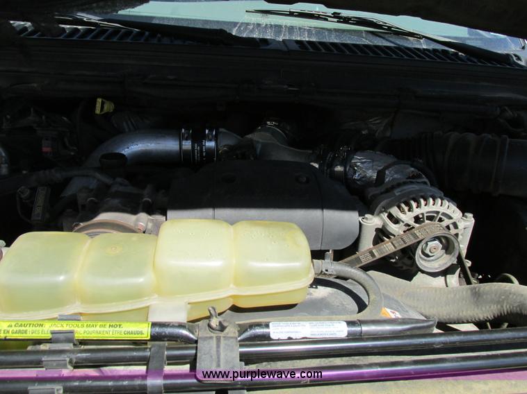 image for item K5002 2001 Ford F350 Super Duty XLT SuperCab pickup truck