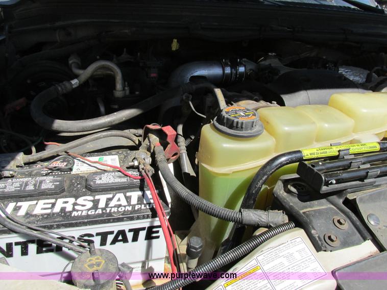 image for item K5002 2001 Ford F350 Super Duty XLT SuperCab pickup truck