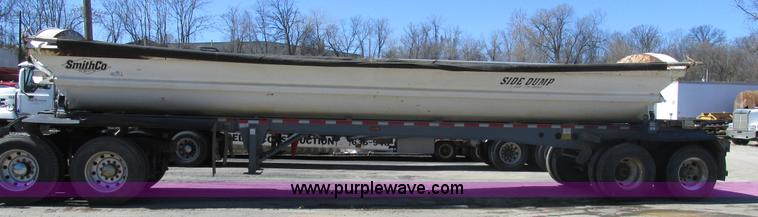 image for item K5003 2002 Smith side dump trailer