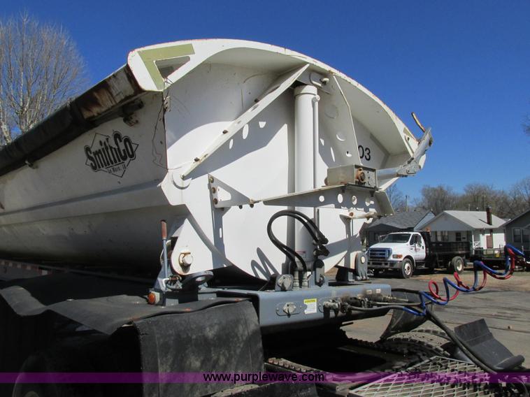 image for item K5003 2002 Smith side dump trailer