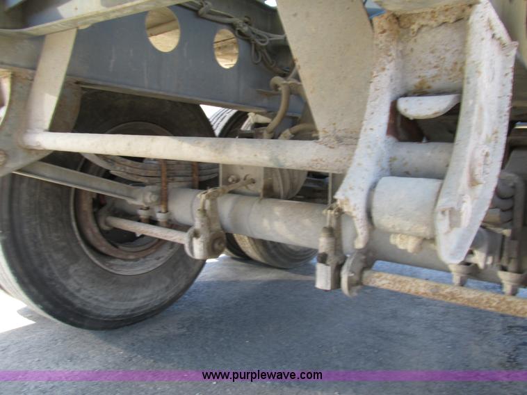 image for item K5003 2002 Smith side dump trailer