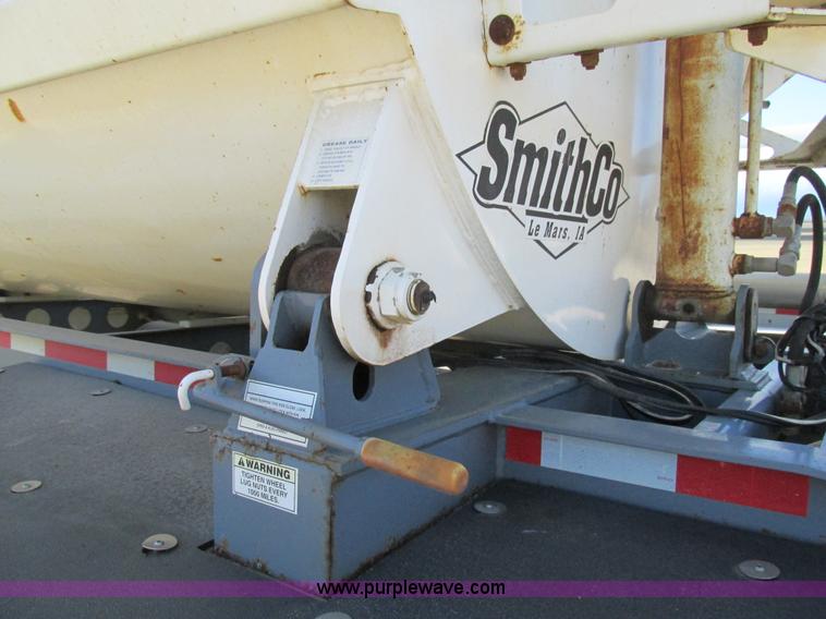 image for item K5003 2002 Smith side dump trailer