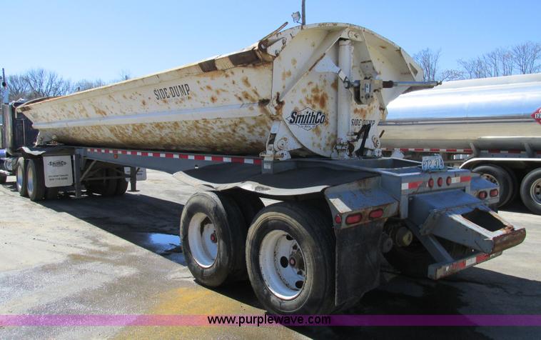 image for item K5004 2000 Smith side dump trailer
