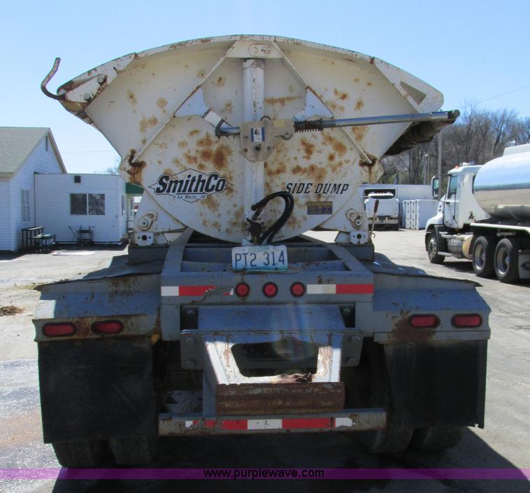 image for item K5004 2000 Smith side dump trailer