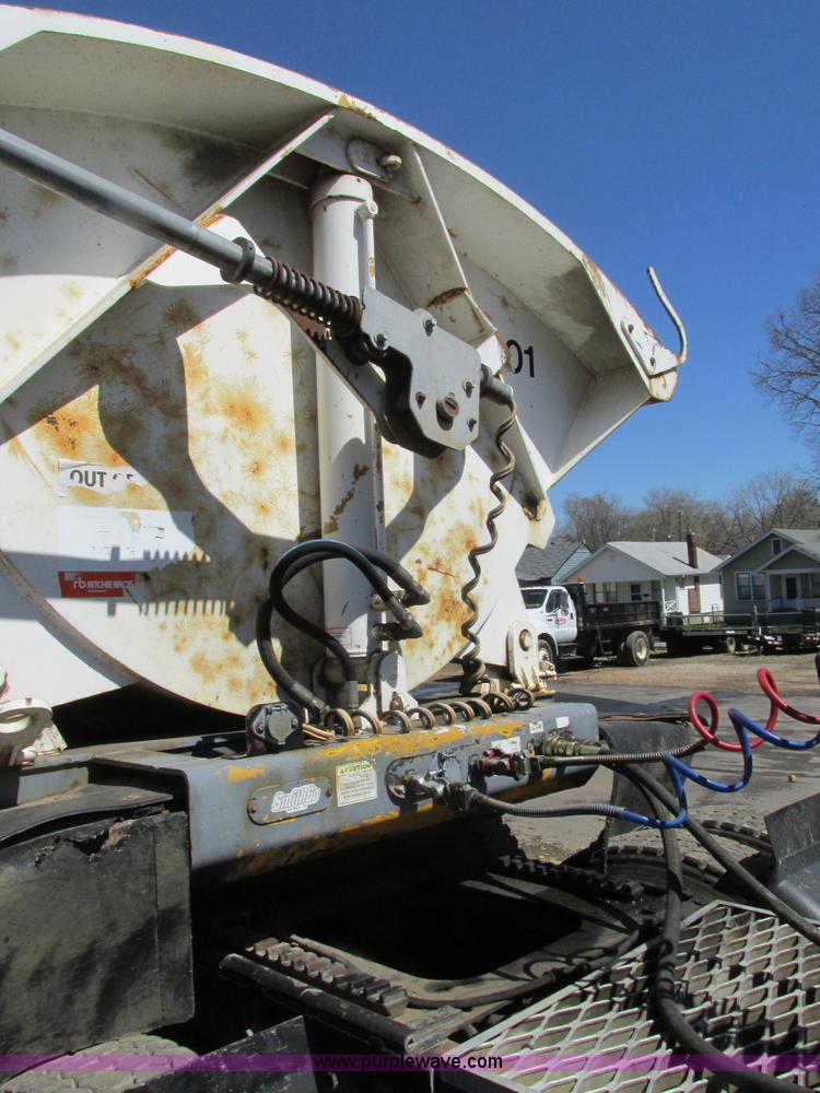 image for item K5004 2000 Smith side dump trailer