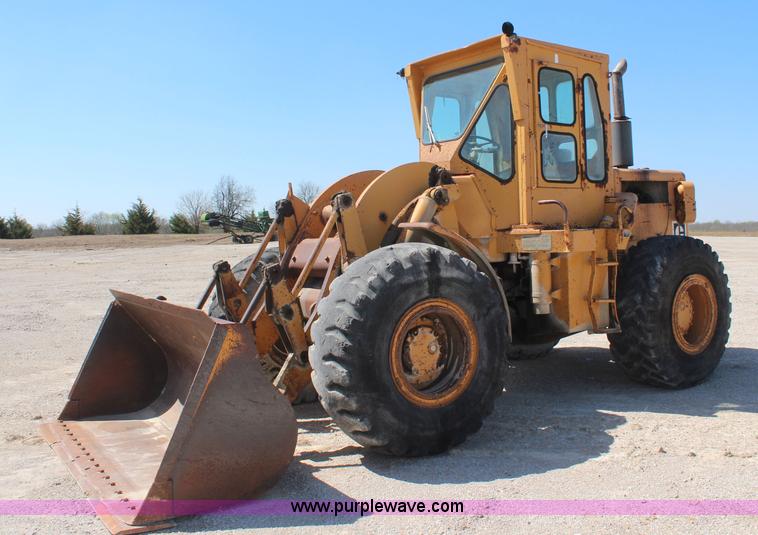 image for item K6753 1970 Caterpillar 950 wheel loader