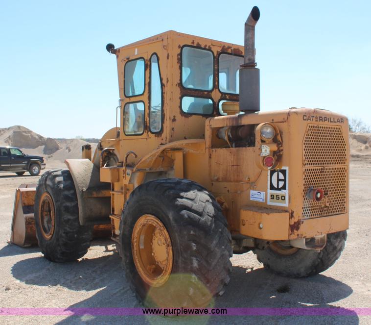 image for item K6753 1970 Caterpillar 950 wheel loader