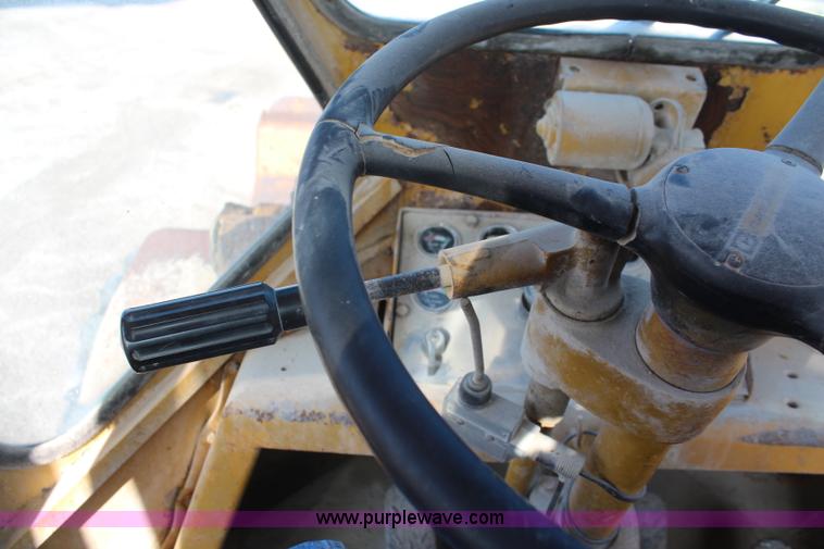 image for item K6753 1970 Caterpillar 950 wheel loader