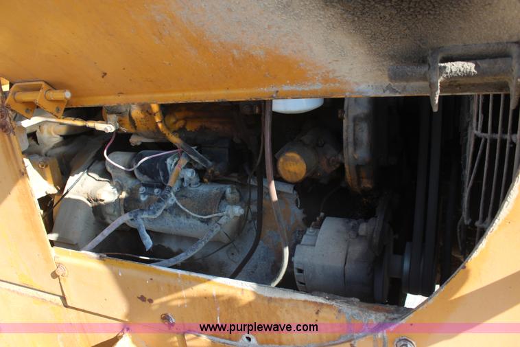 image for item K6753 1970 Caterpillar 950 wheel loader