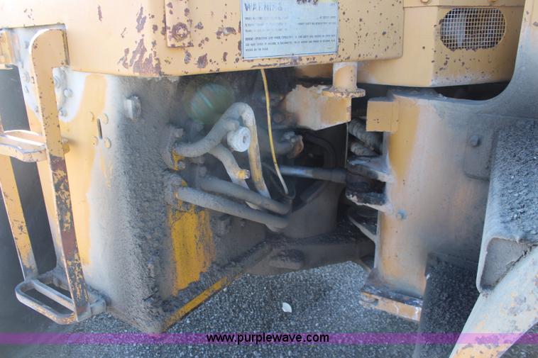 image for item K6753 1970 Caterpillar 950 wheel loader