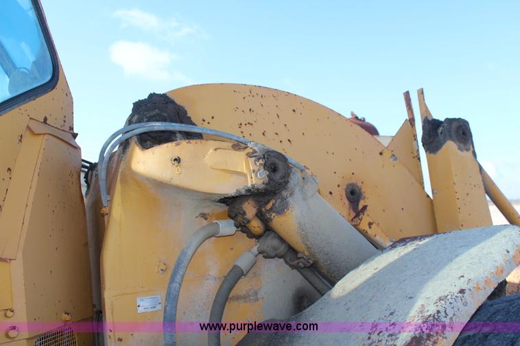 image for item K6753 1970 Caterpillar 950 wheel loader